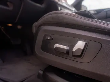 BMW  X6 xDrive30d AT MHEV