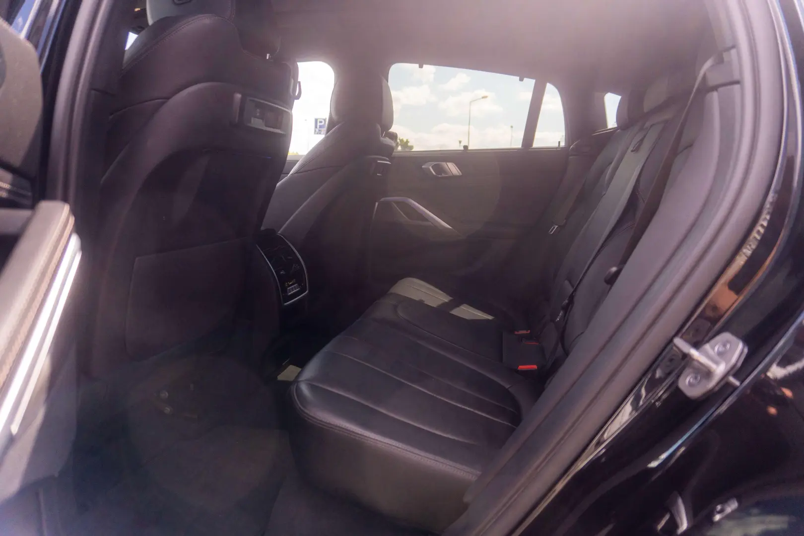BMW  X6 xDrive30d AT MHEV