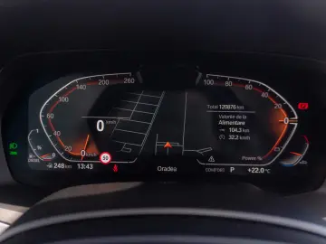 BMW  X6 xDrive30d AT MHEV