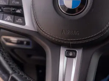 BMW  X6 xDrive30d AT MHEV
