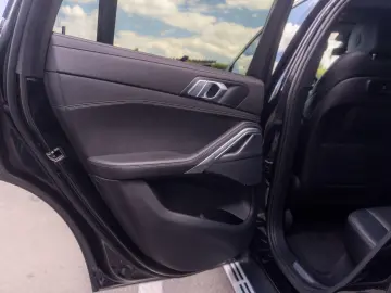 BMW  X6 xDrive30d AT MHEV