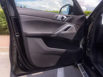 BMW  X6 xDrive30d AT MHEV