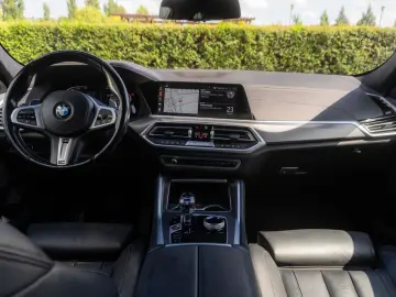 BMW  X6 xDrive30d AT MHEV