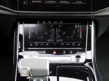 Q8 50 TDI S LINE 22Z+NACHTSICHT+MASSAGE+PANO+AHK