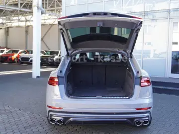 SQ8 4.0 TFSI quattro competition plus B&O/Pano