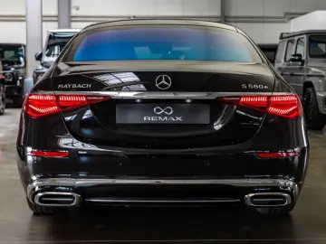 S 580 e Maybach / Rear Axle St / Head Up / Pano