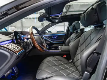 S 580 e Maybach / Rear Axle St / Head Up / Pano