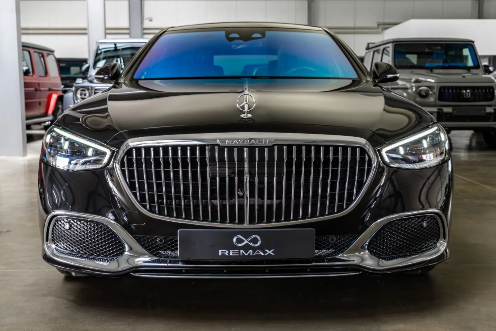 S 580 e Maybach / Rear Axle St / Head Up / Pano