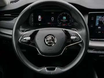 Octavia Limousine Ambition 2.0 TDI LED*EPH*Navi
