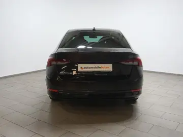 Octavia 2.0TDI DSG Sportpaket Virtual Standhz