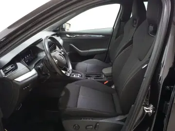Octavia 2.0TDI DSG Sportpaket Virtual Standhz