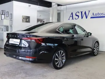 Octavia LIMOUSINE 2,0 TDI FIRST EDITION 18-ZOLL