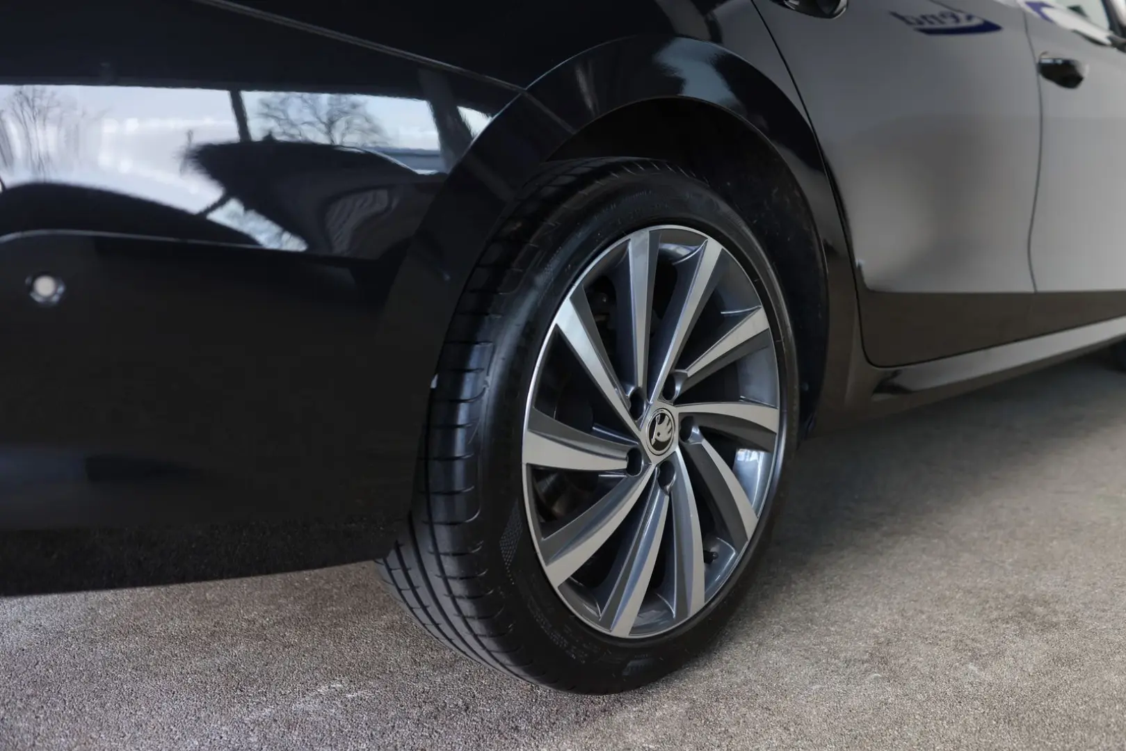 Octavia LIMOUSINE 2,0 TDI FIRST EDITION 18-ZOLL