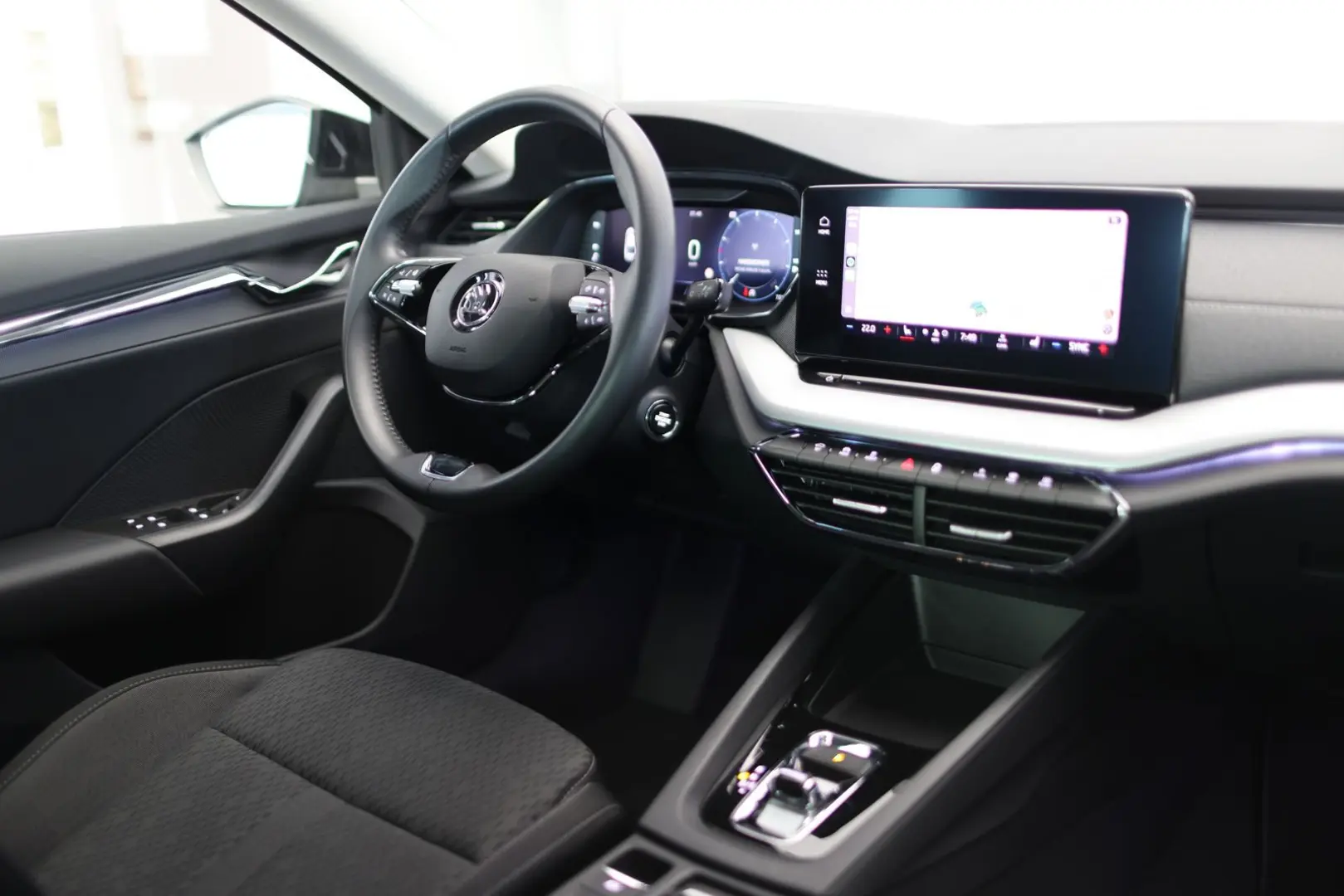Octavia LIMOUSINE 2,0 TDI FIRST EDITION 18-ZOLL