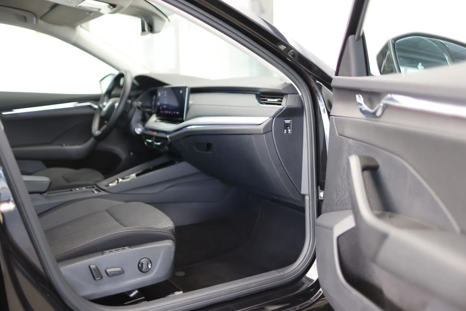 Octavia LIMOUSINE 2,0 TDI FIRST EDITION 18-ZOLL