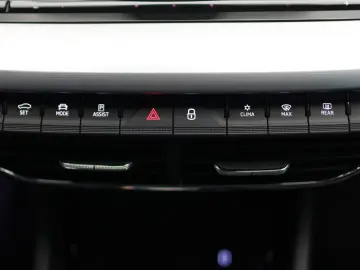 Octavia LIMOUSINE 2,0 TDI FIRST EDITION 18-ZOLL
