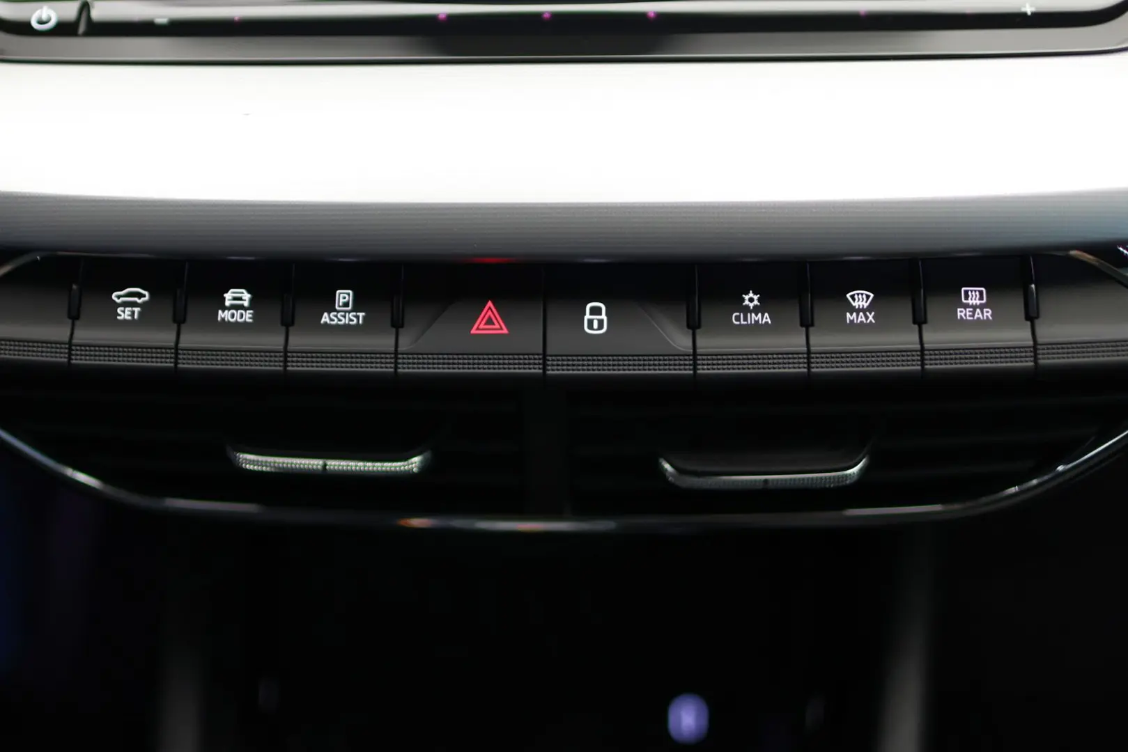 Octavia LIMOUSINE 2,0 TDI FIRST EDITION 18-ZOLL