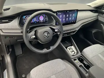 Octavia Combi 2.0 TDI Selection DSG*Pano*LED*Vir