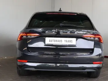 Octavia 2.0 TDI First Edi. SITZKLIMA+AID+KEY+LED