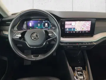 Octavia Combi Ambition 2.0 TDI Navi DigiCock LED