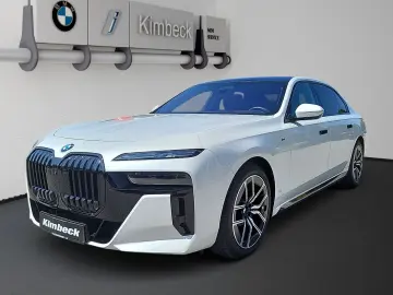 740d xDrive Lim M SPORT ExecutiveLoungeP Massasa