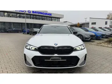 M340i xDrive Park- & Drive-Assist HuD AHK Harman