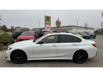 M340i xDrive Park- & Drive-Assist HuD AHK Harman