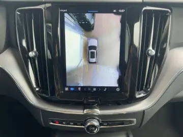 XC 60 B4 D MOMENTUM PRO AWD