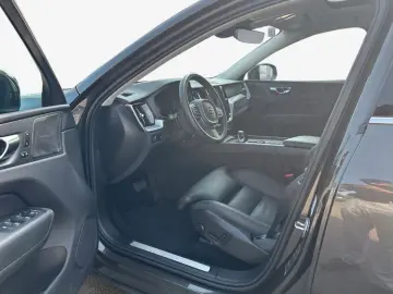 XC60 B5 D AWD Geartronic Momentum Pro