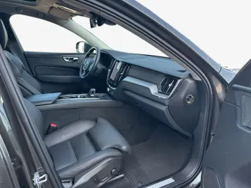 XC60 B5 D AWD Geartronic Momentum Pro