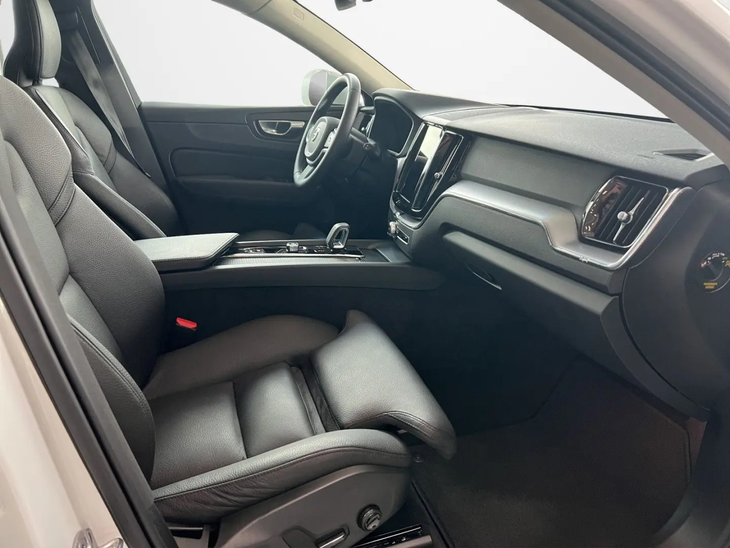 XC60 B5 D AWD Momentum Pro Geartronic