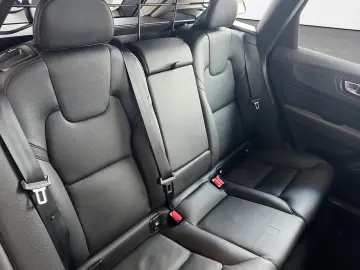 XC60 B5 D AWD Momentum Pro Geartronic