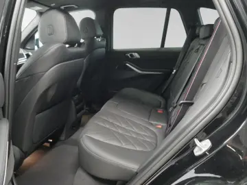 X5 xDrive30d M Sport Pro|AHK|22