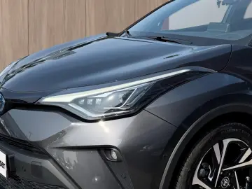 C-HR 2.0-l-Hybrid 5-Türer Team Deutschlan