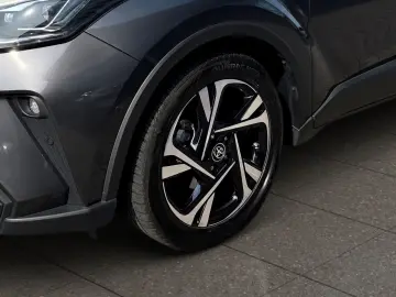 C-HR 2.0-l-Hybrid 5-Türer Team Deutschlan