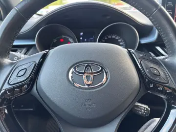C-HR 2.0 Hybrid Team D *LED*ACC*CarPlay*CAM*SHZ*