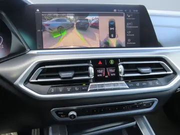 X5 XDRIVE45E M-Sport Pano AHK HuD Laser Luftfede