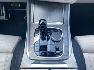 X5 xDrive45e M Sport AHK DA Prof PA+ HUD Sitzbel