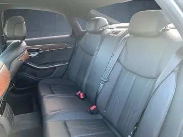A8 60 TFSI e qu HDMatrix/Pano/HuD/B&O/Assist/20'