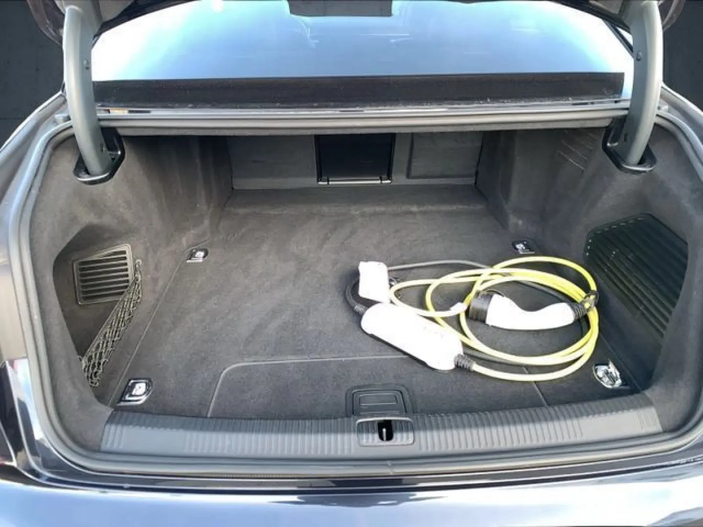 A8 60 TFSI e qu HDMatrix/Pano/HuD/B&O/Assist/20'