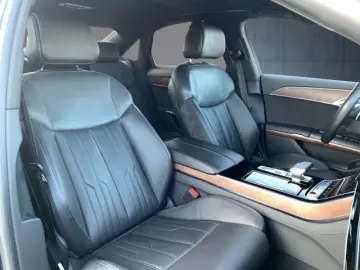 A8 60 TFSI e qu HDMatrix/Pano/HuD/B&O/Assist/20'