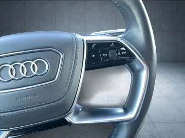A8 60 TFSI e qu HDMatrix/Pano/HuD/B&O/Assist/20'