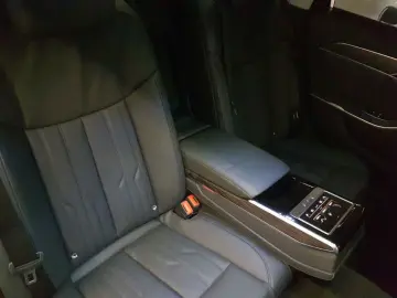 A8 L 60 TFSI e quattro tiptronic