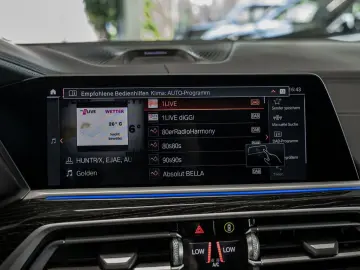 X7 xDr 40d M-Sport/Bowers/TV/SkyLounge/360/SoftClose/Massage