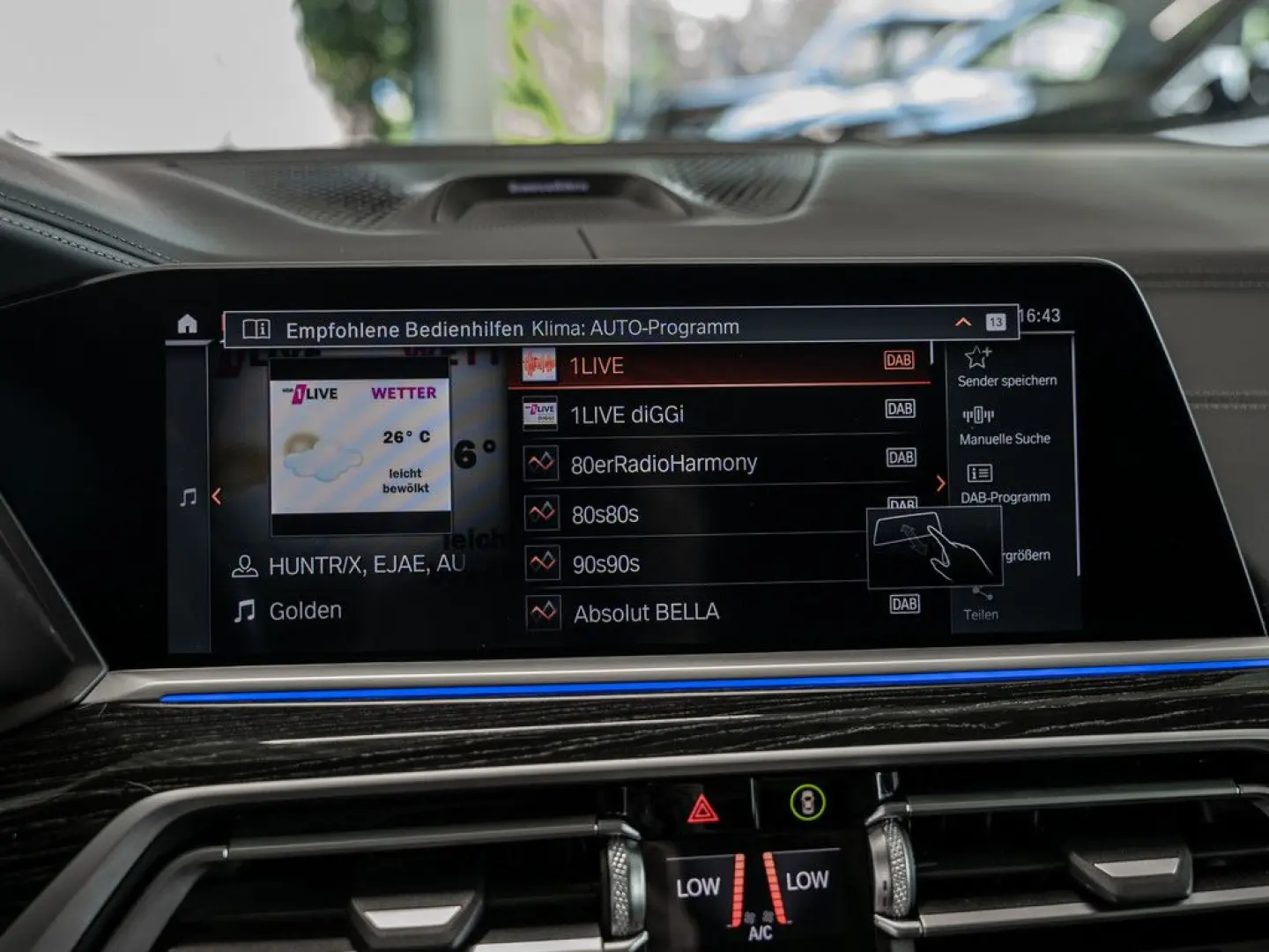 X7 xDr 40d M-Sport/Bowers/TV/SkyLounge/360/SoftClose/Massage