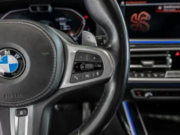 X7 xDr 40d M-Sport/Bowers/TV/SkyLounge/360/SoftClose/Massage