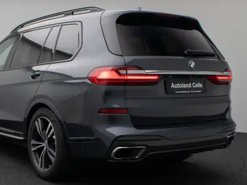 X7 xD40d M Sport 360° Laser Massage DAB 21