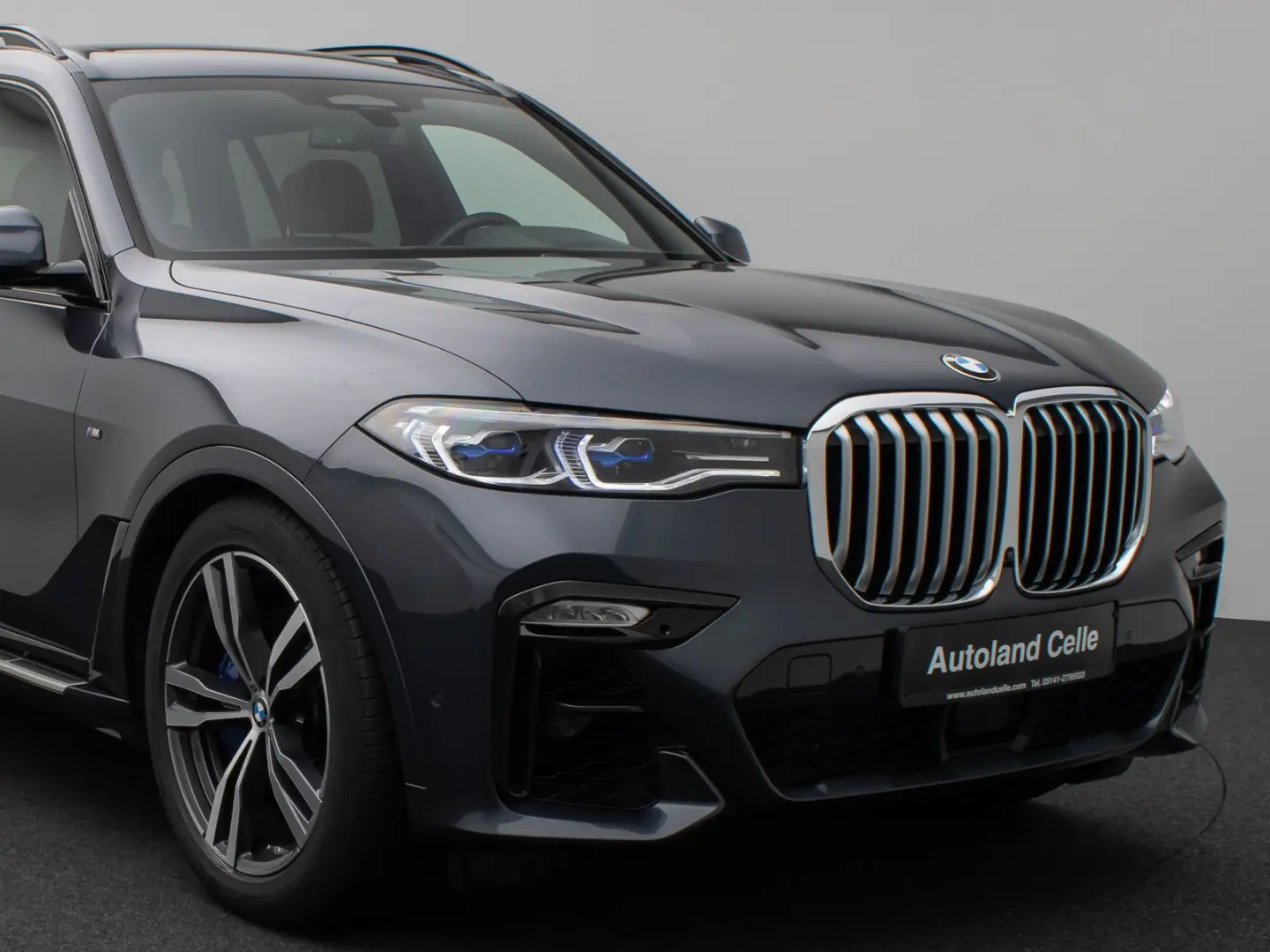 X7 xD40d M Sport 360° Laser Massage DAB 21