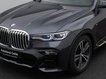 X7 xD40d M Sport 360° Laser Massage DAB 21