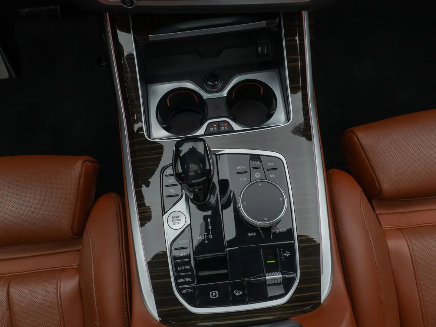 X7 xD40d M Sport 360° Laser Massage DAB 21